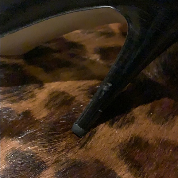 Barely worn Nine West pumps - Picture 4 of 5